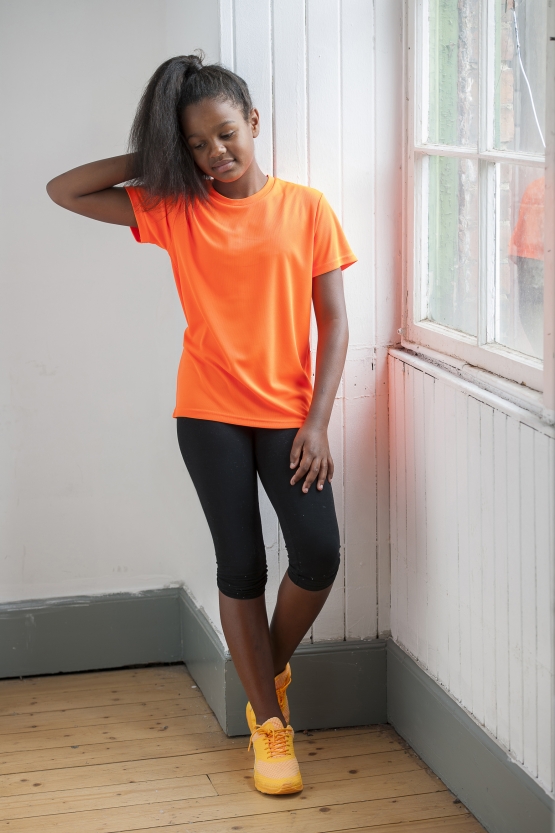 NEON KINDER SPORT NEONT-SHIRTS  - Neongelb, Neongrün, Neonpink, Neonorange Kinder Funktionsshirts Trikot für alle Sportarten 3 bis 14 Jahre